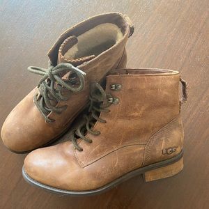 Ugg denhali boots